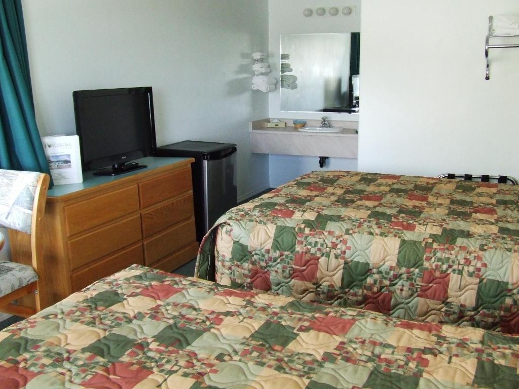 Ponderosa Motor Motel